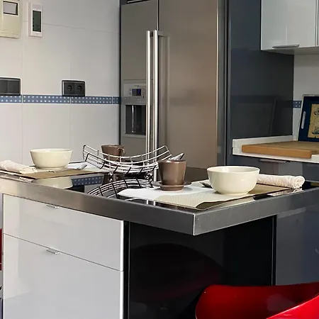 Le Chantre By Aroom Vut - Le - 1359 León